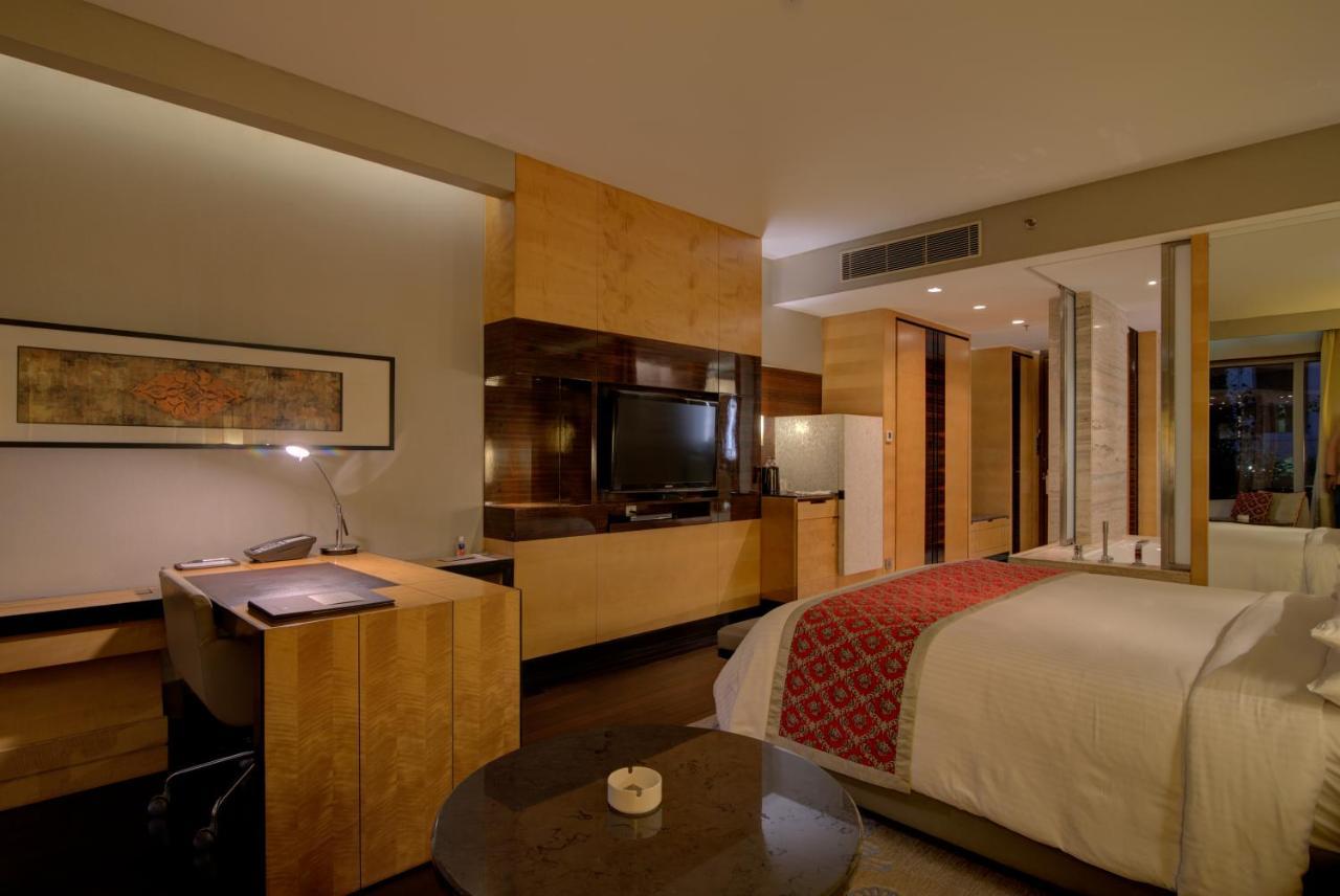 JW Marriott Hotel New Delhi Aerocity Kültér fotó Deluxe Room