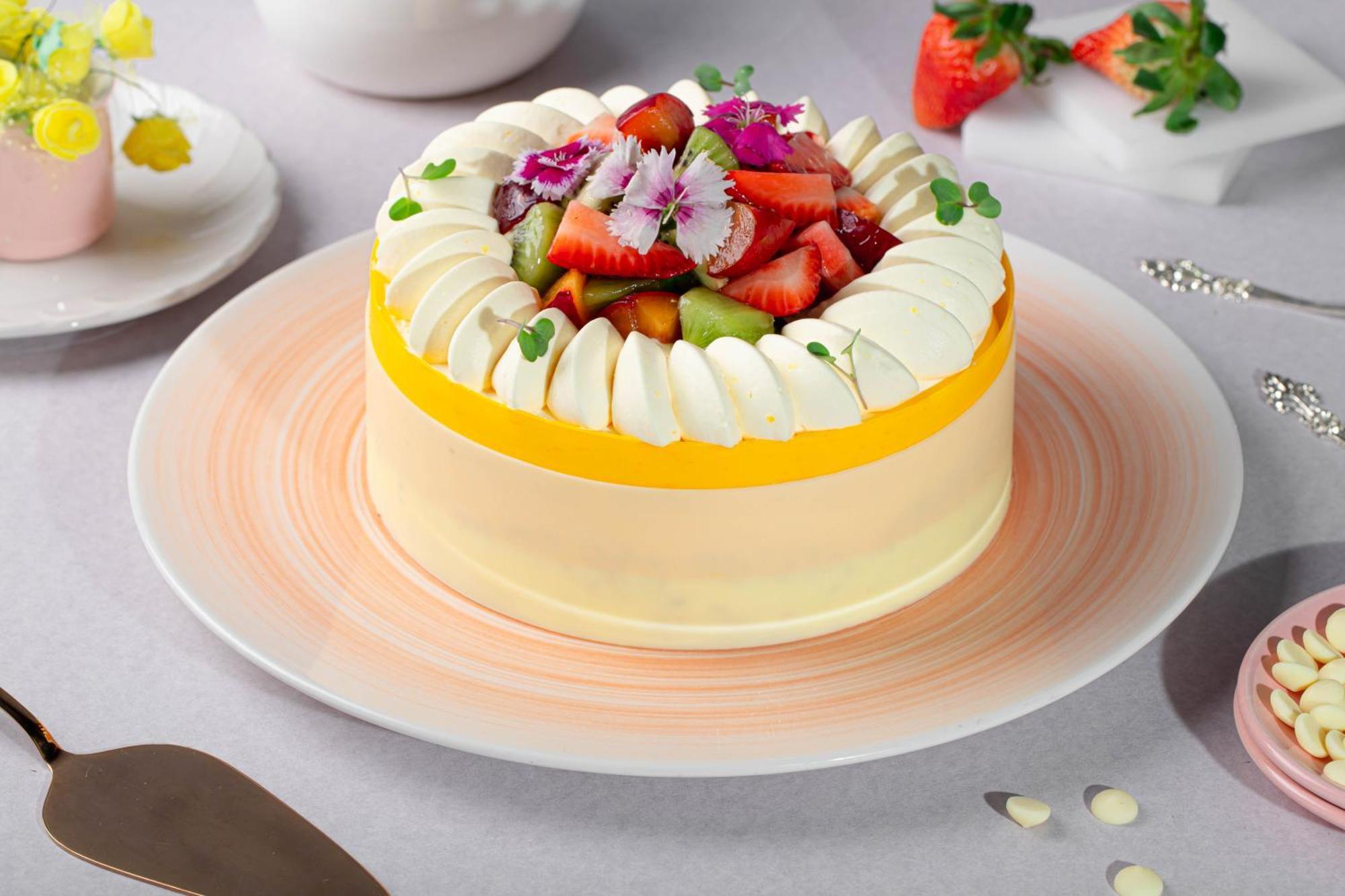 JW Marriott Hotel New Delhi Aerocity Kültér fotó A fruit cake